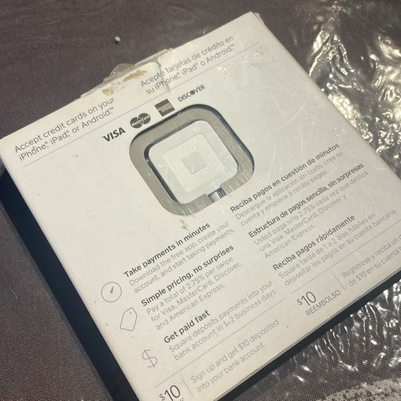 Square Reader - Picture 2 of 4